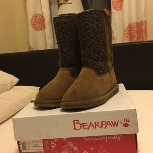 Bearpaw “Adrianna” Boots in good condition